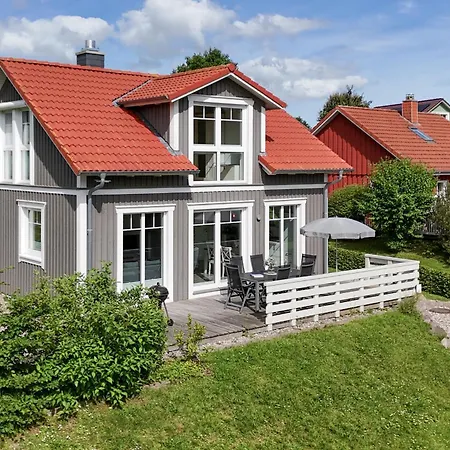 Holiday home Kleines Schwedenhaus Am *