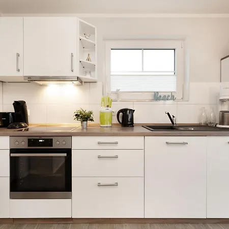 Kleines Schwedenhaus Am Holiday home Schonwalde am Bungsberg